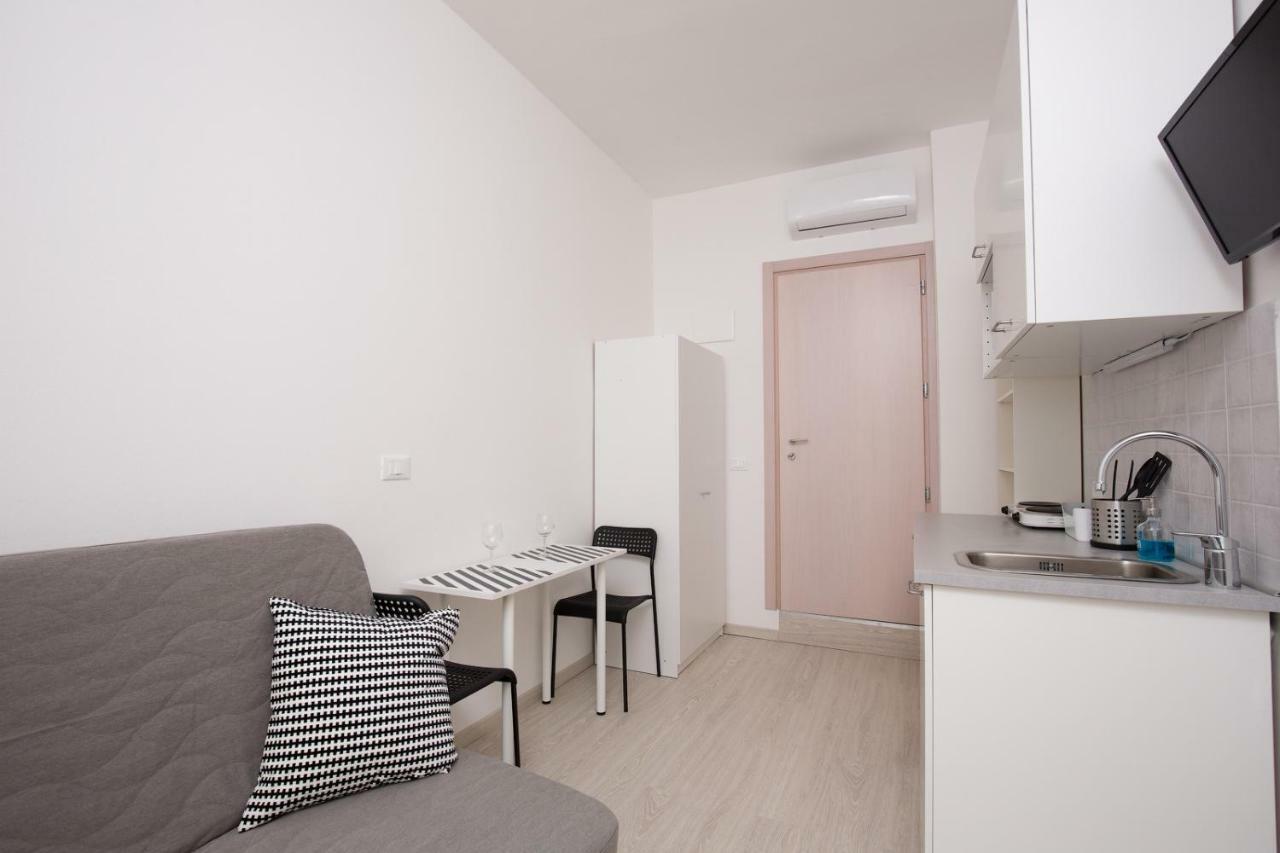 Rimini Youth Apartment エクステリア 写真